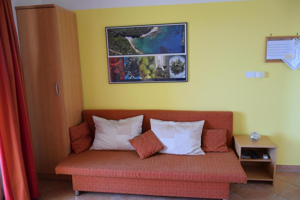 Villa Vinki Vinkuran Exteriér fotografie